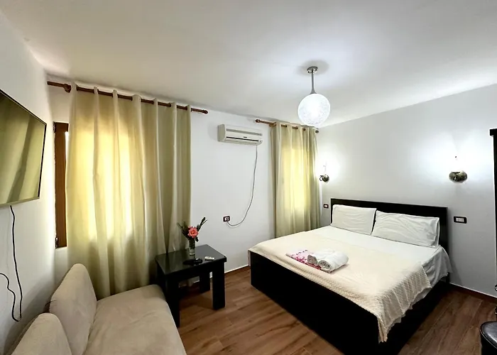 Nature Kolonje (Fier)