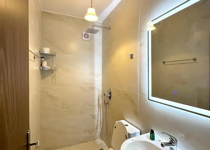 Nature Kolonje (Fier)